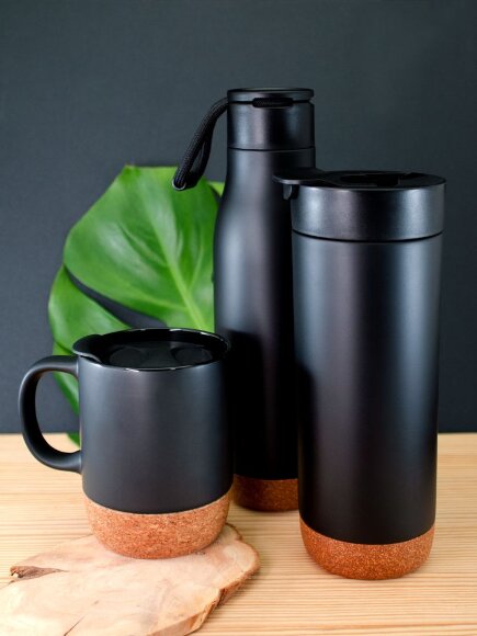 Термобутылка Steady, черная Термобутылка Steady, черная