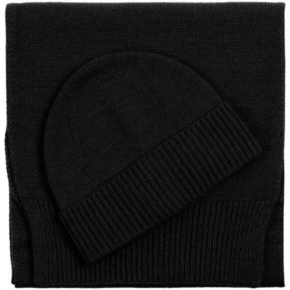 Шапка Cordelia, черная Шапка Cordelia, черная