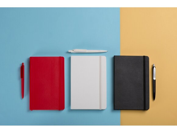 Подарочный набор Moleskine Indiana с блокнотом А5 Soft и ручкой, черный Подарочный набор Moleskine Indiana с блокнотом А5 Soft и ручкой, черный