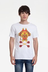 Футболка Yo Ho Hohloma, белая Футболка Yo Ho Hohloma, белая