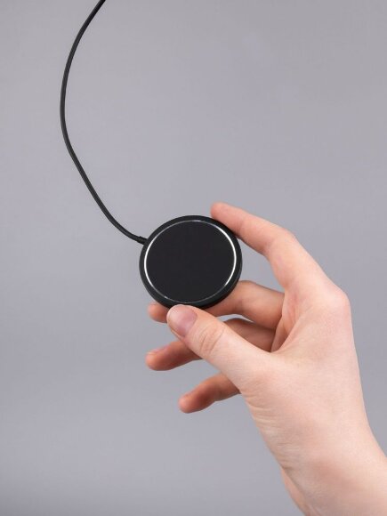 Беспроводное зарядное устройство с магнитами Magmate, черное