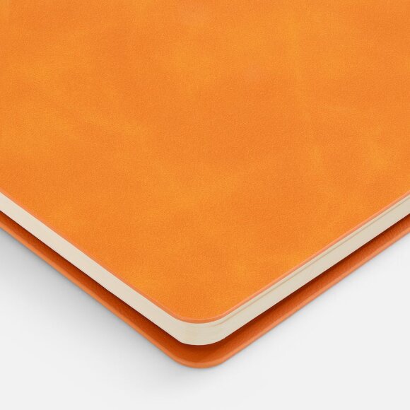 Ежедневник Spiral, недатированный, оранжевый Ежедневник Spiral, недатированный, оранжевый