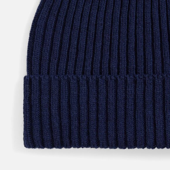 Шапка Catch Match, темно-синяя Шапка Catch Match, темно-синяя