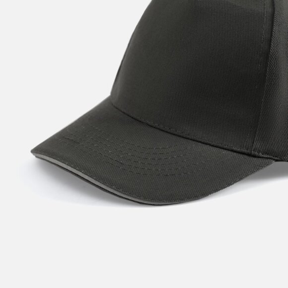 Бейсболка Long Beach, темно-серая со светло-серым Бейсболка Long Beach, темно-серая со светло-серым