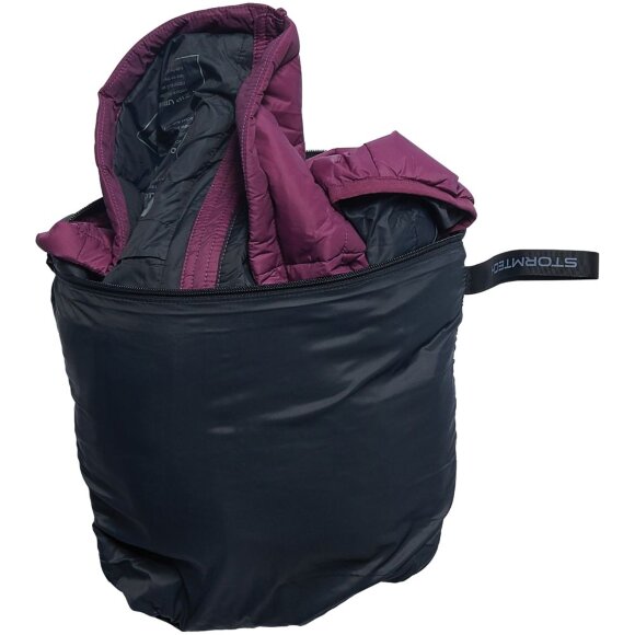 Куртка компактная женская Stavanger, черная Куртка компактная женская Stavanger, черная