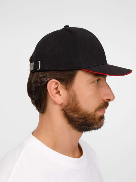 Бейсболка Buffalo, черная с красным Бейсболка Buffalo, черная с красным