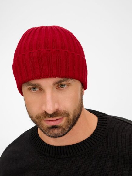 Шапка Faculty, красная Шапка Faculty, красная