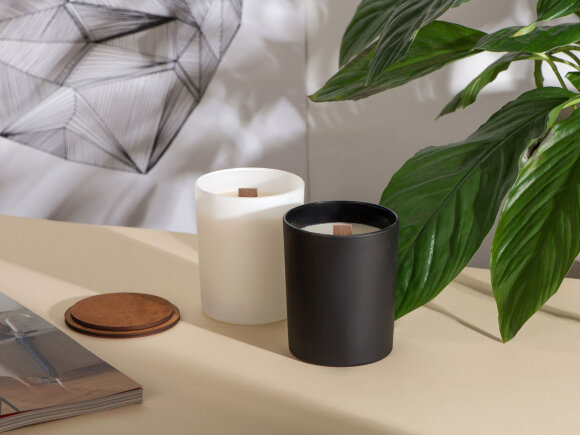 Свеча соевая ароматическая в стекле Niort, черная