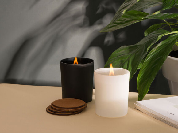 Свеча соевая ароматическая в стекле Niort, белая