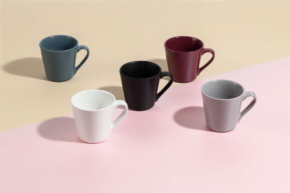 Кружка Modern Bell, матовая, красная Кружка Modern Bell, матовая, красная