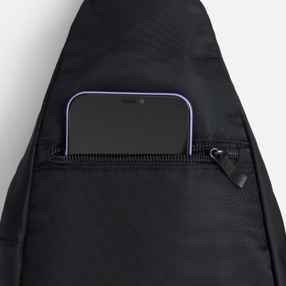 Спортивный кросс-боди рюкзак Bagventure, черный Спортивный кросс-боди рюкзак Bagventure, черный