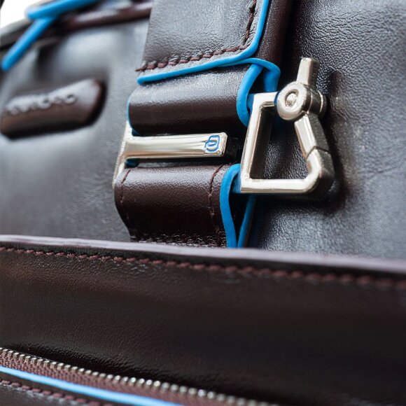 Сумка мужская для ноутбука Piquadro Blue Square, коричневая Сумка мужская для ноутбука Piquadro Blue Square, коричневая