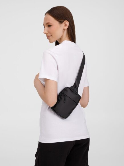 Спортивная кросс-боди сумка UrbanHike, черная Спортивная кросс-боди сумка UrbanHike, черная