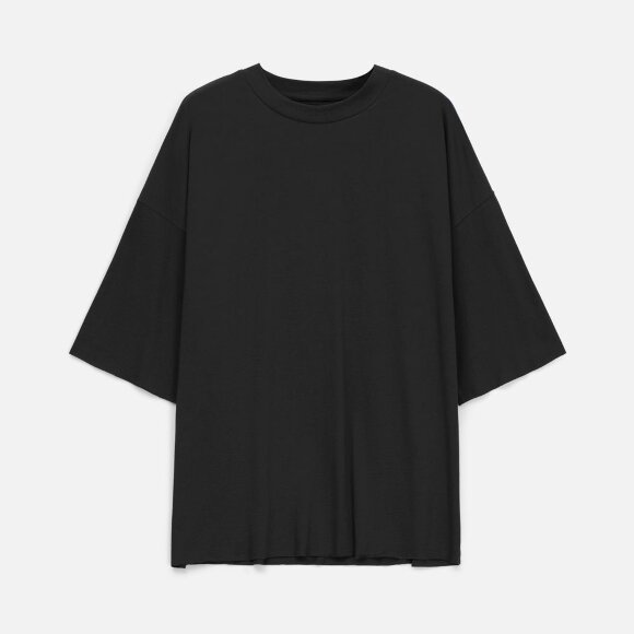 Футболка унисекс оверсайз T1, черная Футболка унисекс оверсайз T1, черная