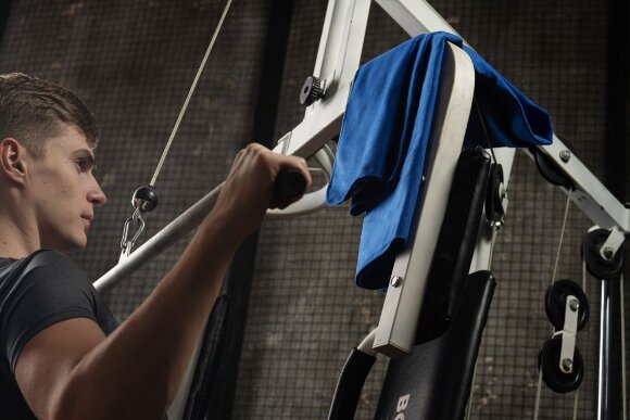 Спортивное полотенце Vigo Medium, черное