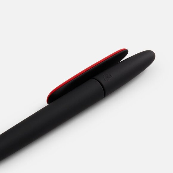 Ручка шариковая Prodir DS5 TRR-P Soft Touch, черная с красным Ручка шариковая Prodir DS5 TRR-P Soft Touch, черная с красным