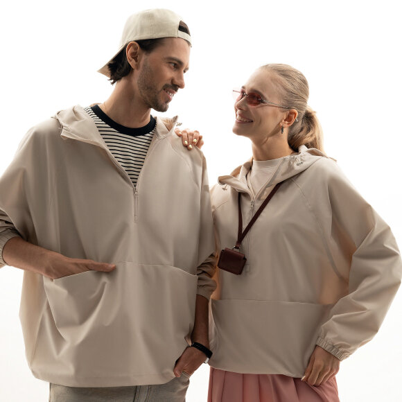 Ветровка (анорак) оверсайз унисекс RISSMAN, бежевая Ветровка (анорак) оверсайз унисекс RISSMAN, бежевая