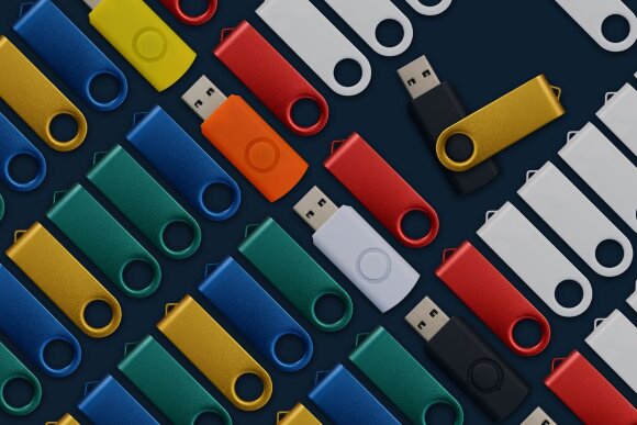 Флешка Twist Color, красная, 8 Гб Флешка Twist Color, красная, 8 Гб