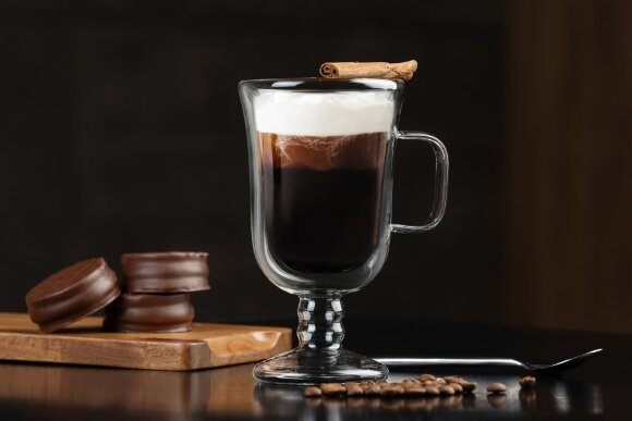 Кружка с двойными стенками для глинтвейна и коктейлей Double Bubble Кружка с двойными стенками для глинтвейна и коктейлей Double Bubble