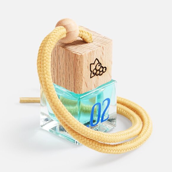 Ароматизатор воздуха Flava Deluxe, зеленый чай и черная смородина Ароматизатор воздуха Flava Deluxe, зеленый чай и черная смородина