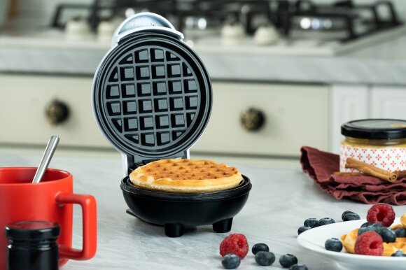 Электрическая вафельница GoRound, белая Электрическая вафельница GoRound, белая