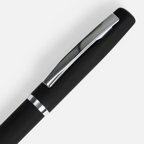 Ручка шариковая Bolt Soft Touch, черная