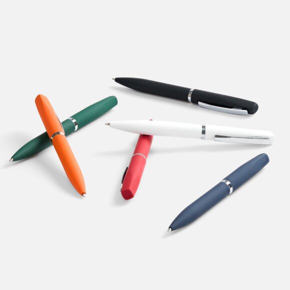 Ручка шариковая Bolt Soft Touch, черная Ручка шариковая Bolt Soft Touch, черная