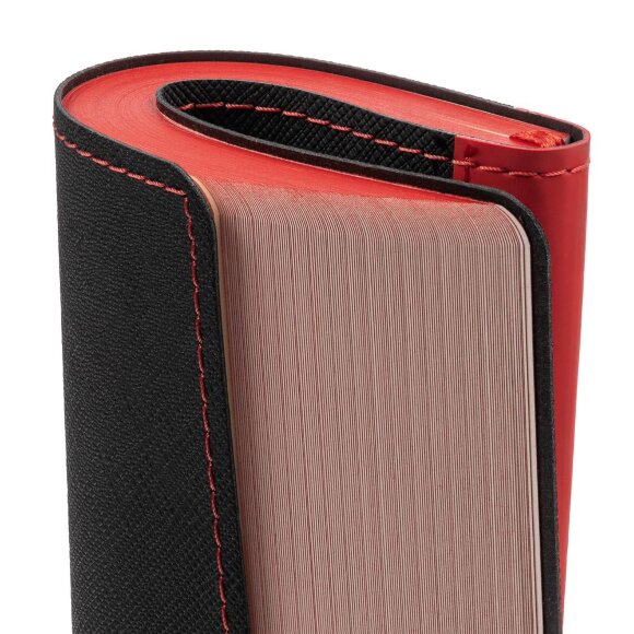 Ежедневник Nice Twice, недатированный, черный с красным Ежедневник Nice Twice, недатированный, черный с красным