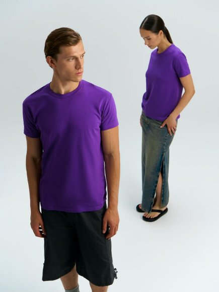 Футболка унисекс Regent 150, темно-фиолетовая Футболка унисекс Regent 150, темно-фиолетовая