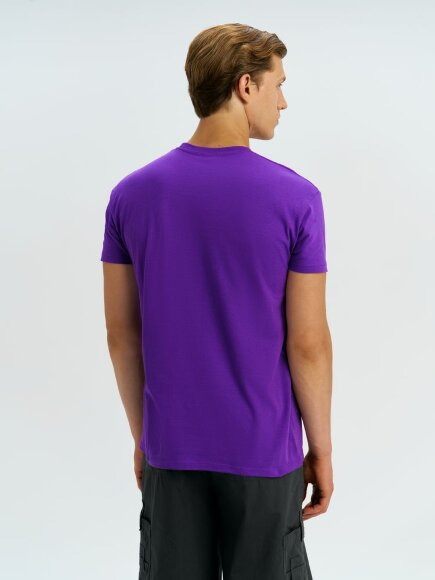 Футболка унисекс Regent 150, темно-фиолетовая Футболка унисекс Regent 150, темно-фиолетовая