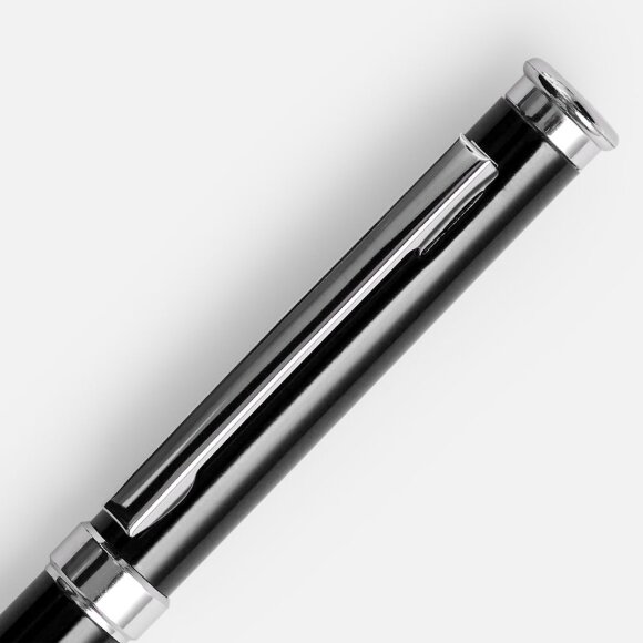Ручка шариковая Finn Chrome, черная Ручка шариковая Finn Chrome, черная