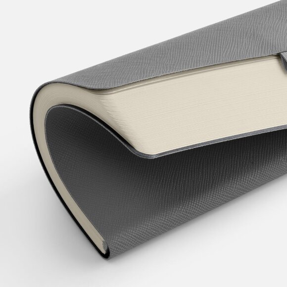 Ежедневник Lungo, недатированный, серый Ежедневник Lungo, недатированный, серый