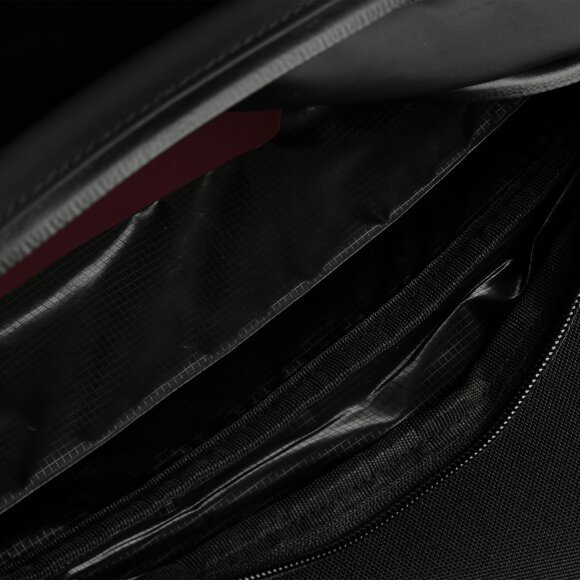 Сумка кросс-боди FlipSling, черная