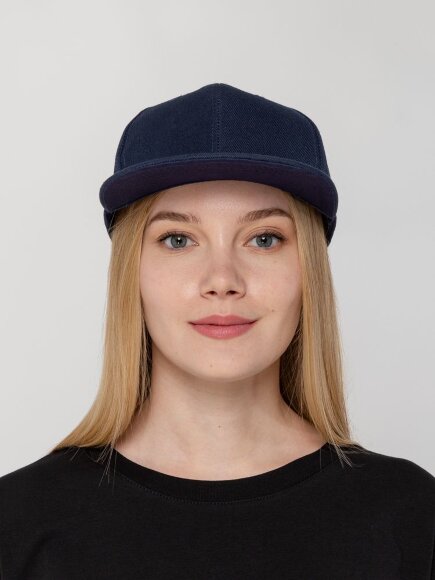 Бейсболка Snapback с прямым козырьком, темно-синяя Бейсболка Snapback с прямым козырьком, темно-синяя