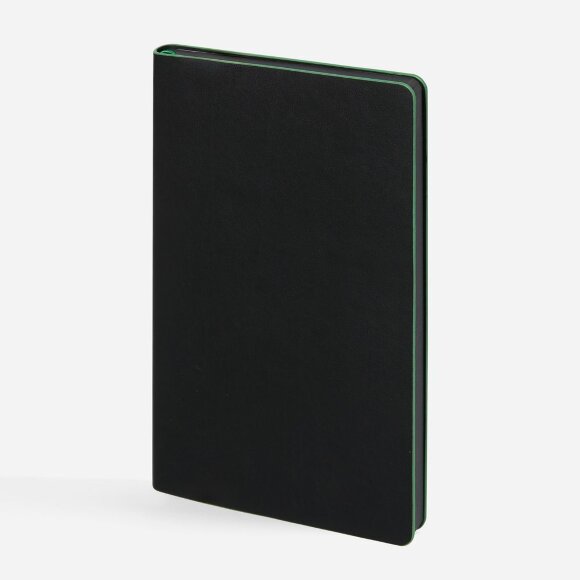 Ежедневник Trait, недатированный, черный с зеленым Ежедневник Trait, недатированный, черный с зеленым