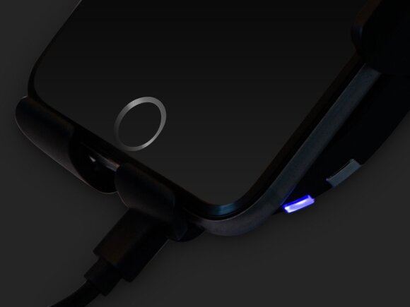 Автомобильное беспроводное зарядное устройство с датчиком OptIQ Lite, 15 Вт, черный Автомобильное беспроводное зарядное устройство с датчиком OptIQ Lite, 15 Вт, черный