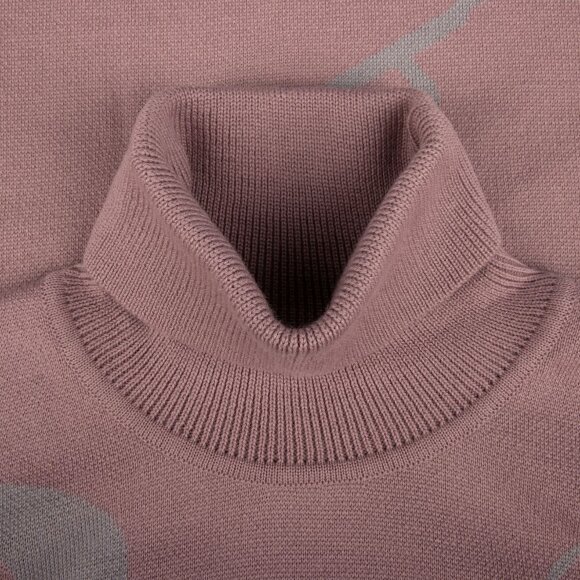 Свитер на заказ Tricksy Fint, полушерсть Свитер на заказ Tricksy Fint, полушерсть