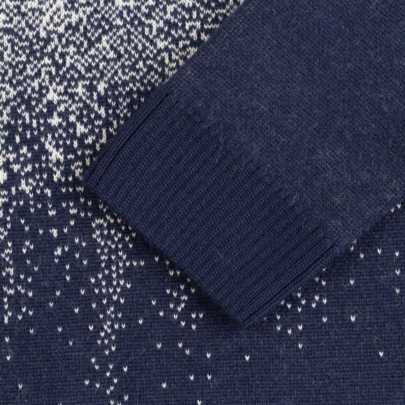 Свитер на заказ Tricksy Fint, полушерсть Свитер на заказ Tricksy Fint, полушерсть