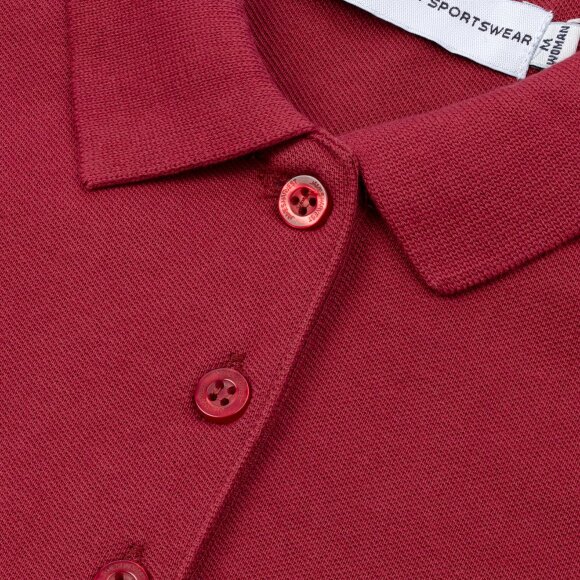 Рубашка поло женская Neptune, вишнево-красная Рубашка поло женская Neptune, вишнево-красная