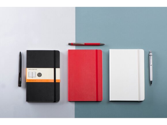 Подарочный набор Moleskine Van Gogh с блокнотом А5 Soft и ручкой, красный Подарочный набор Moleskine Van Gogh с блокнотом А5 Soft и ручкой, красный